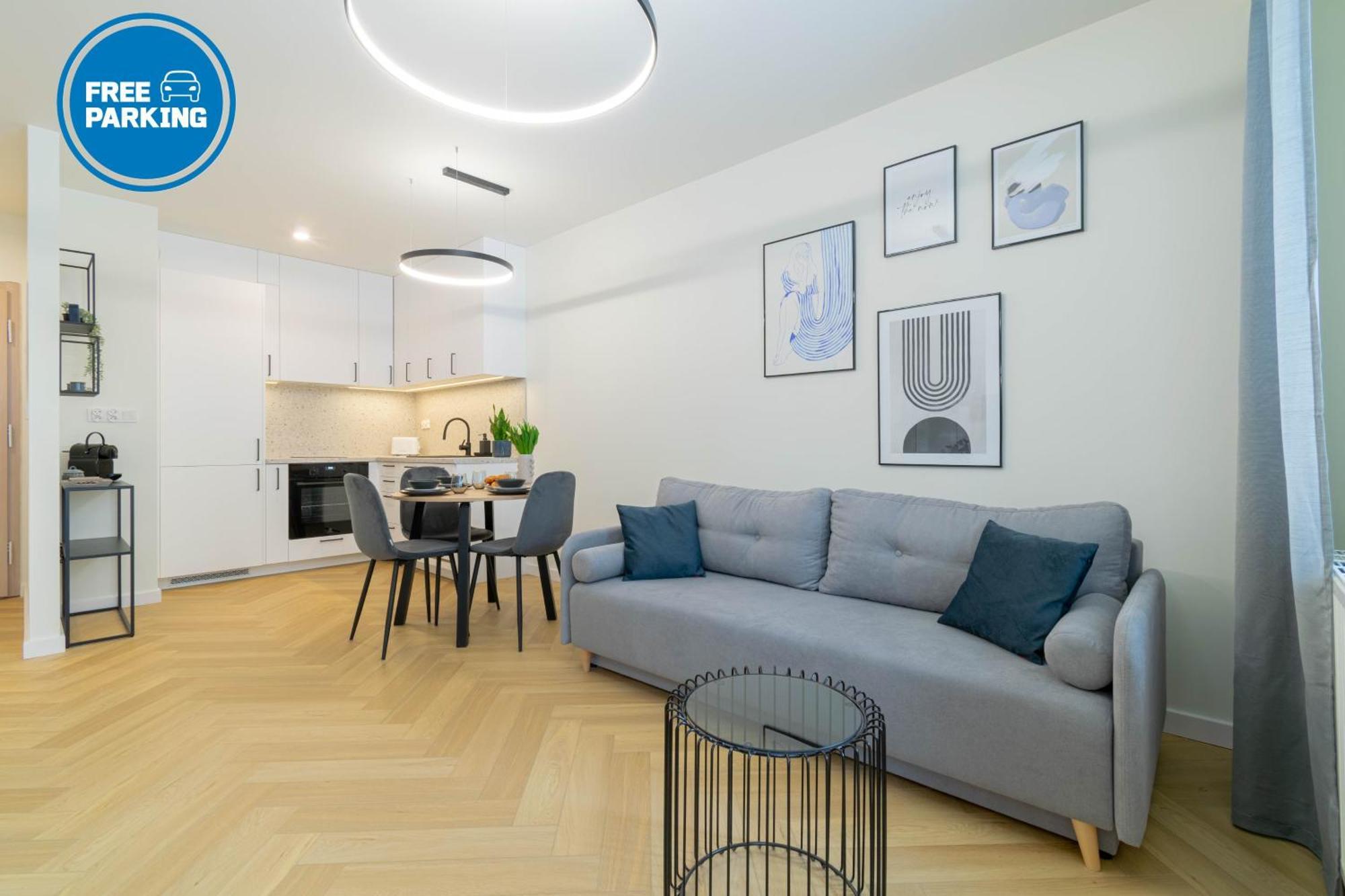 Blue Apartment Ceglana - Free Parking - Self Check-In Katowice Buitenkant foto